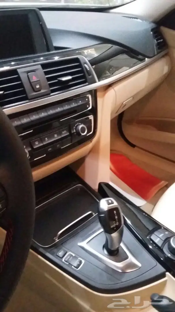 للبيع: BMW 318i Sport Line 2016 - بحالة ممتازة (image 3)