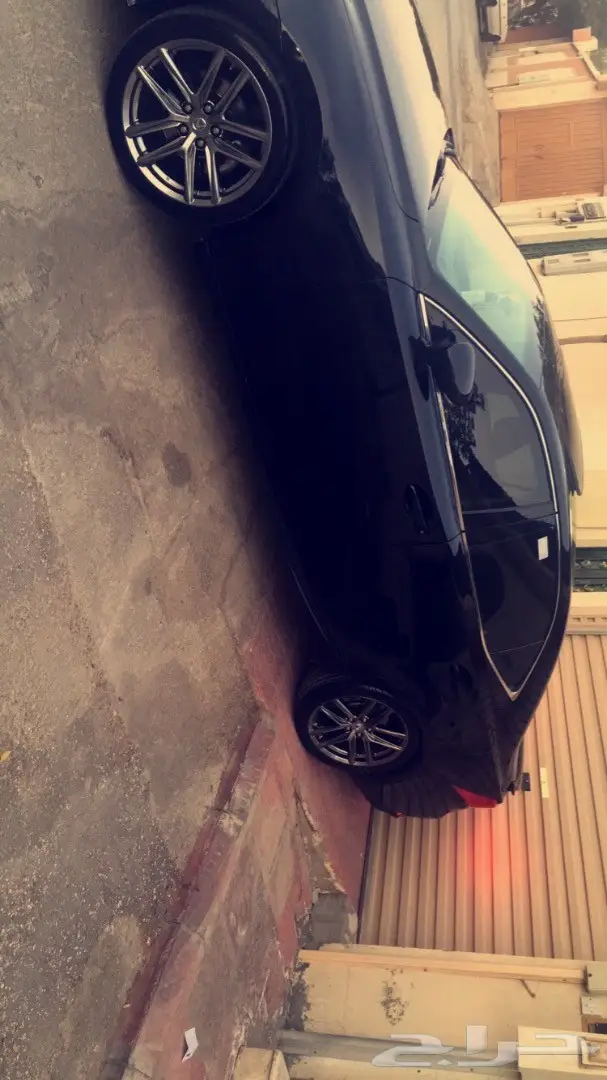 السلام عليكم  عندي لكزس IS250 موديل 2015  (image 10)