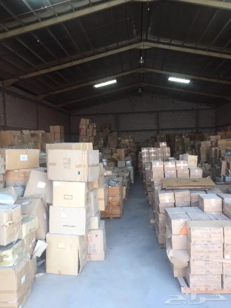 للبيع قطع غيار مليون قطعه  (image 1)