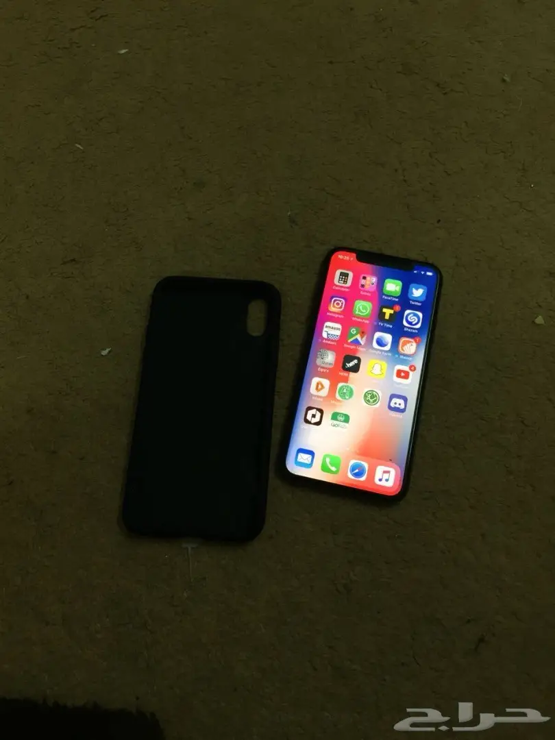 iPhone 10 (256GB) - فرصة لا تُفوّت! (image 1)