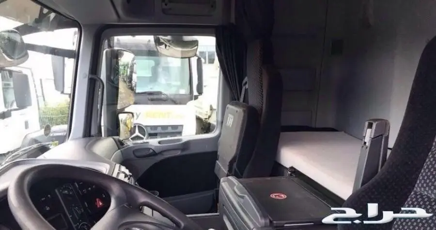 شاحنة راس مرسيدس أكتروس 1844 ميقا 2010 (image 2)