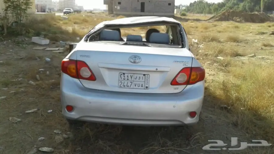 تويوتا كورولا للبيع تشليح او استخدام 2010 (image 1)