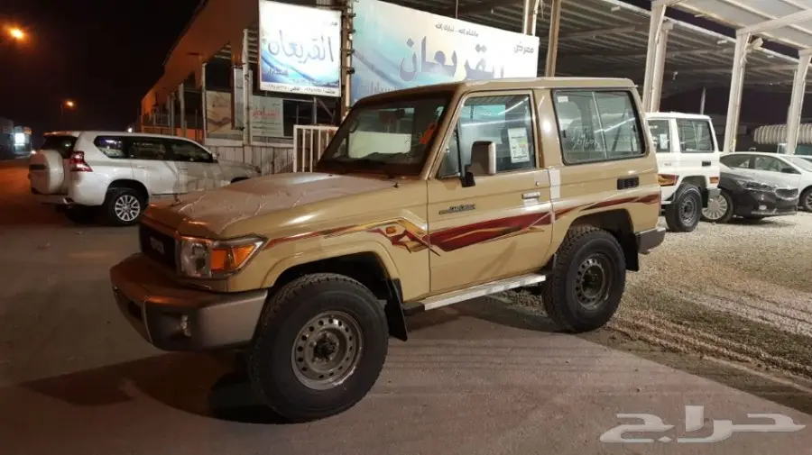 تويوتا ربع سعودي 2018 ابيض و بيج (image 8)