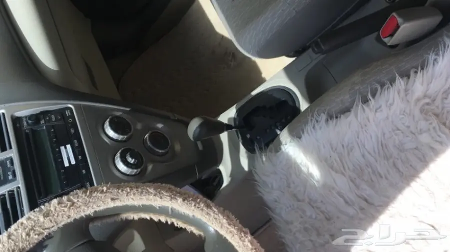 تايوتا يارس للبيع 2012 (image 2)