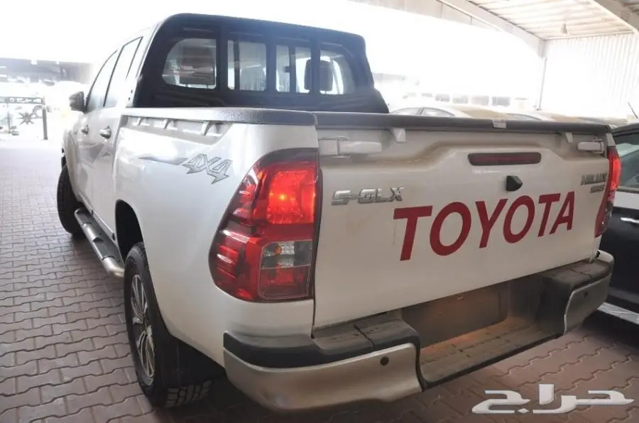 هايلكس غمارتين 2018 فل دبلS.GLX سعودي 102500 (image 2)