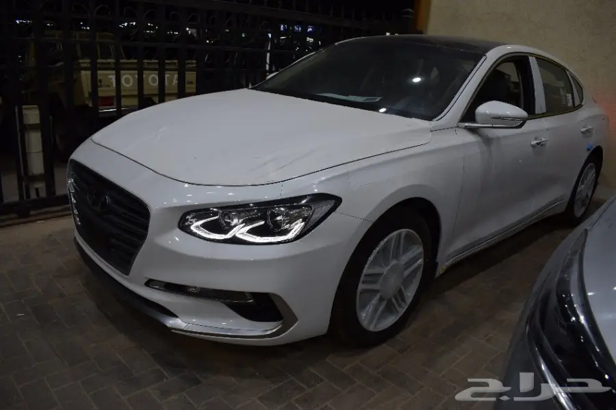 هونداي ازيرا المجدوعي استاندر 2018 (image 18)