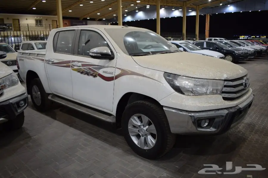 تويوتا هايلوكس غمارتين دبل بريمي 2017 (image 4)