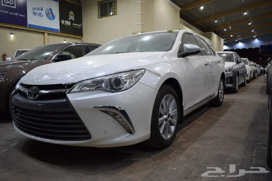 تويوتا كامري فل GLX خليجي فتحه بصمه2017 (image 3)