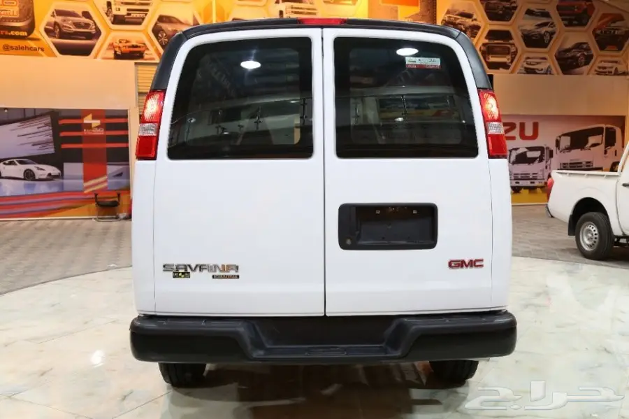 GMC فان سافانا موديل 2016 بسعر 101 الف  (image 4)