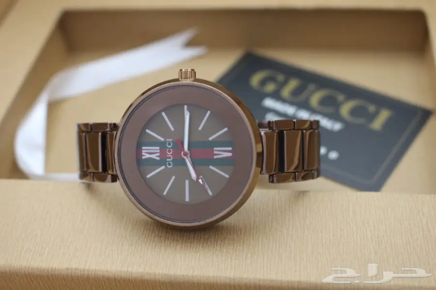 ساعات قوتشي نسائية