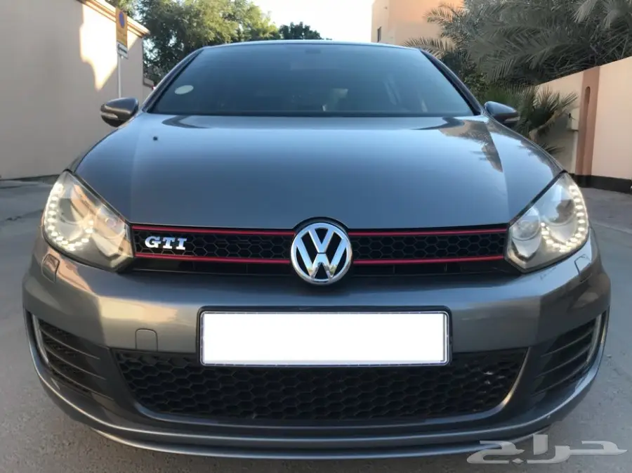 للبيع فولكس فاجن قولف GTI موديل 2013 بحريني  (image 1)