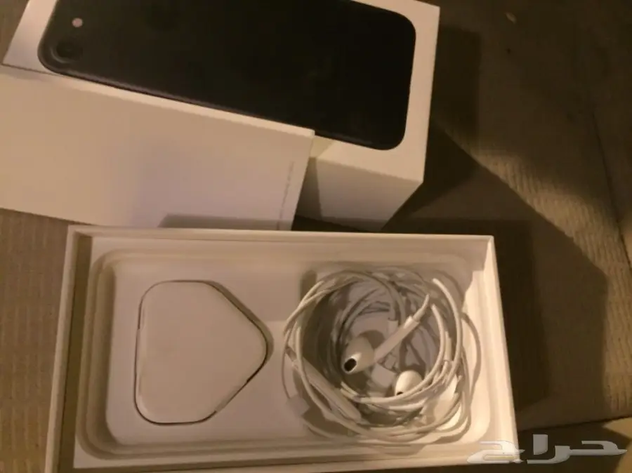 iPhone 7 32GB - نظيف جداً! (image 3)