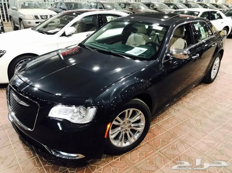 كرايزلر - C300 - لمتيد 2 - فتحه - 2018 -سعودي (image 5)