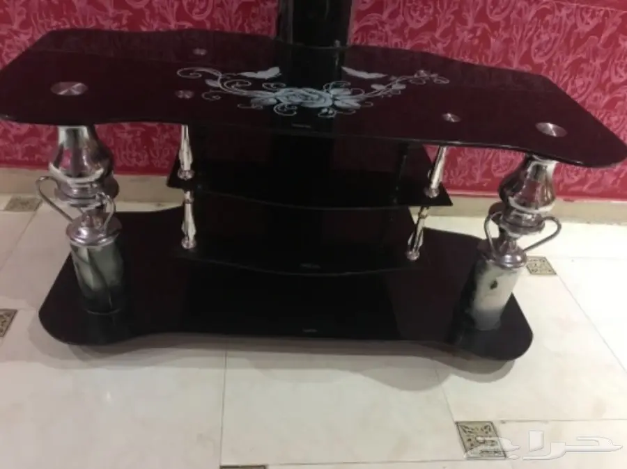 طاولة شاشة بلازمه للبيع  (image 2)