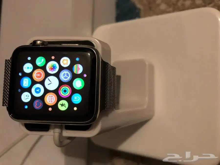 ساعة أل الاصدار الأول مع قاعدة شحن (image 4)