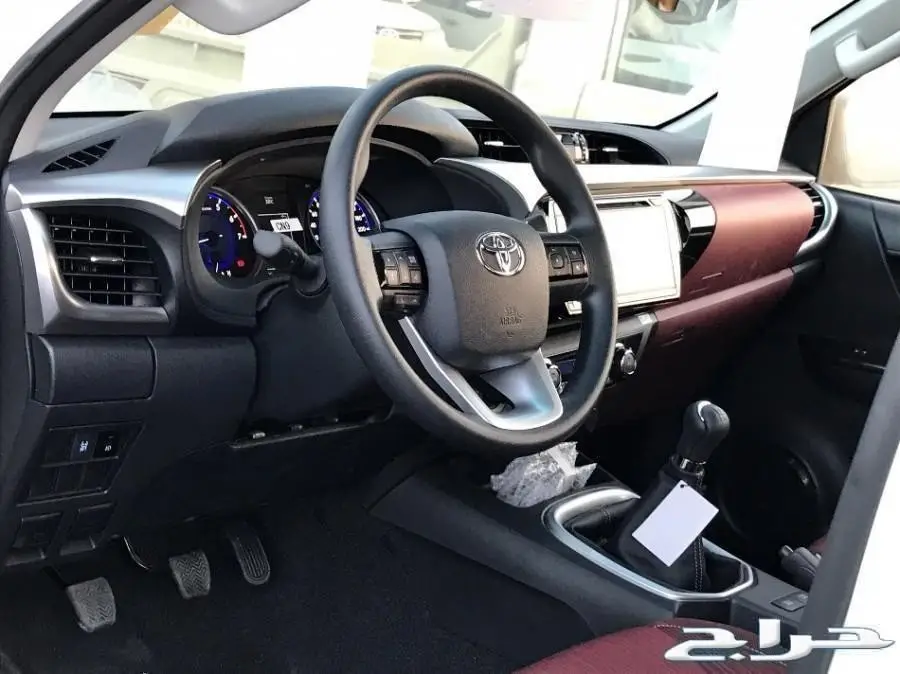 عرض على هايلكس غمارتين دبل 2018 بسعر105000 (image 3)