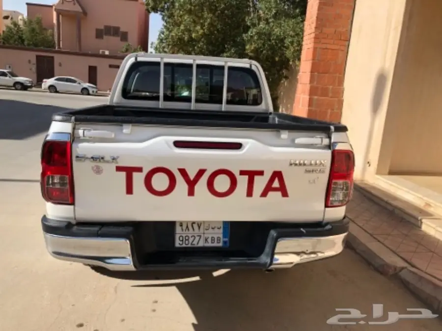 للبيع هايلوكس دبل 2016 أخو الجديد نظيف  (image 2)