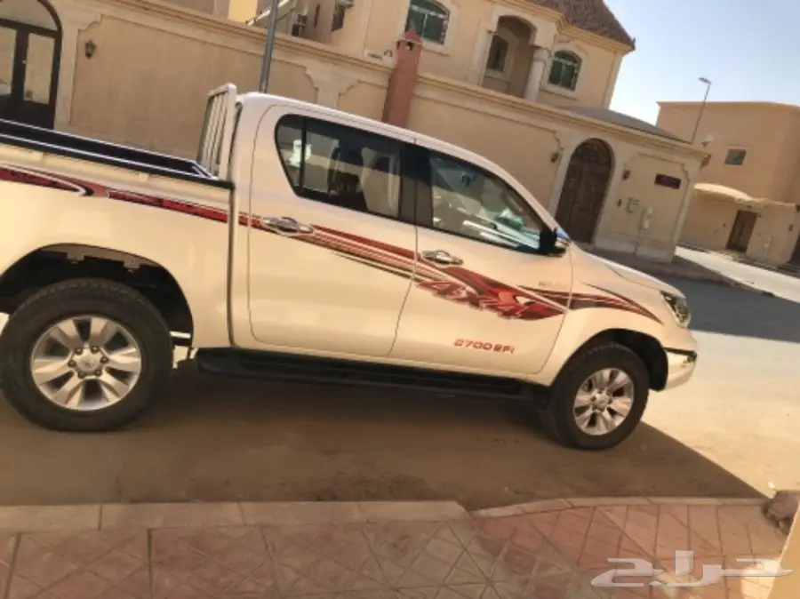 للبيع هايلوكس دبل 2016 أخو الجديد نظيف  (image 3)