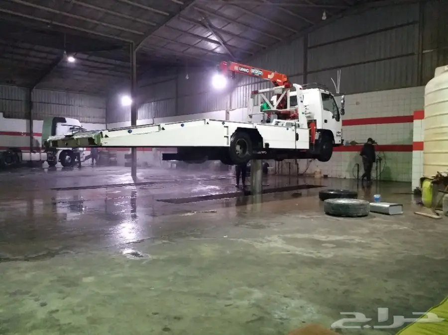 سطحه من جده الي المدينة 