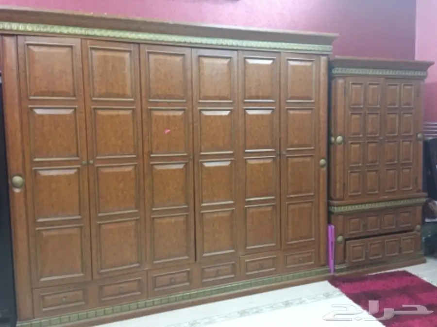 اثاث مستعمل نظيف سرير ودولاب