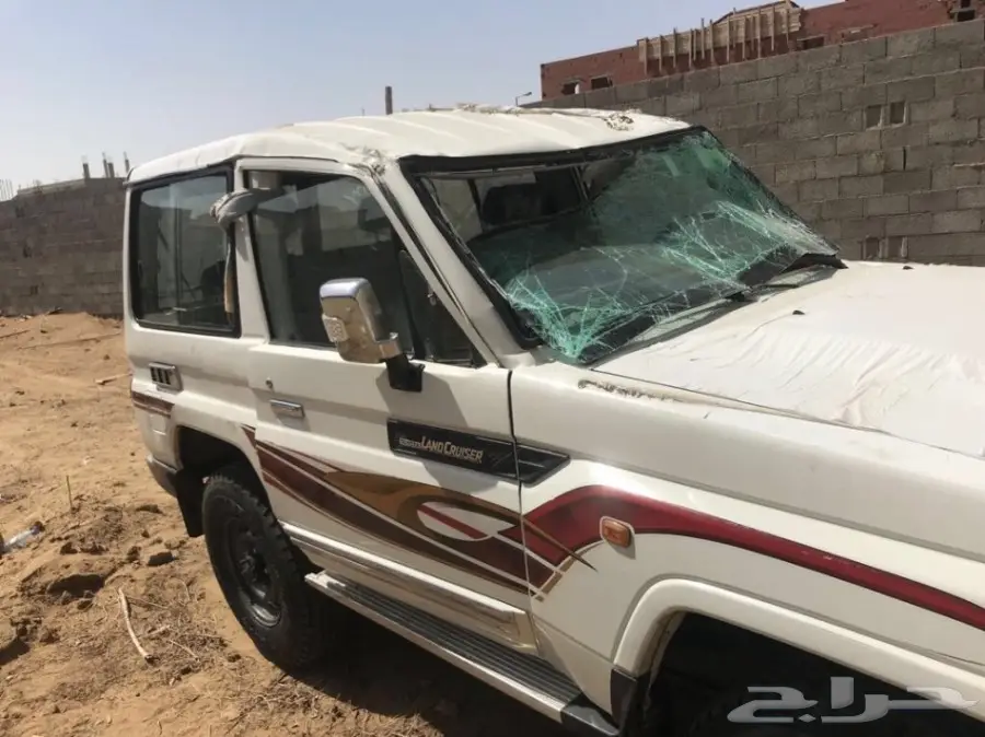 جيب ربع موديل 2016 بريمي مصدوم للبيع (image 1)