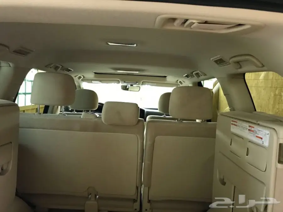 تويوتا لاند كروزر ديزل GX460 - موديل 2017 - حالة ممتازة! (image 2)