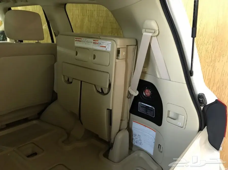 تويوتا لاند كروزر ديزل GX460 - موديل 2017 - حالة ممتازة! (image 18)