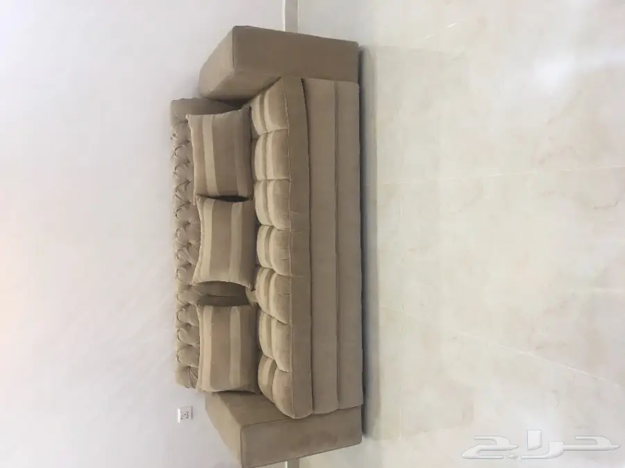 كنب مودرن 5 قطع نظيف جدا يكفي 9 اشخاص  (image 2)