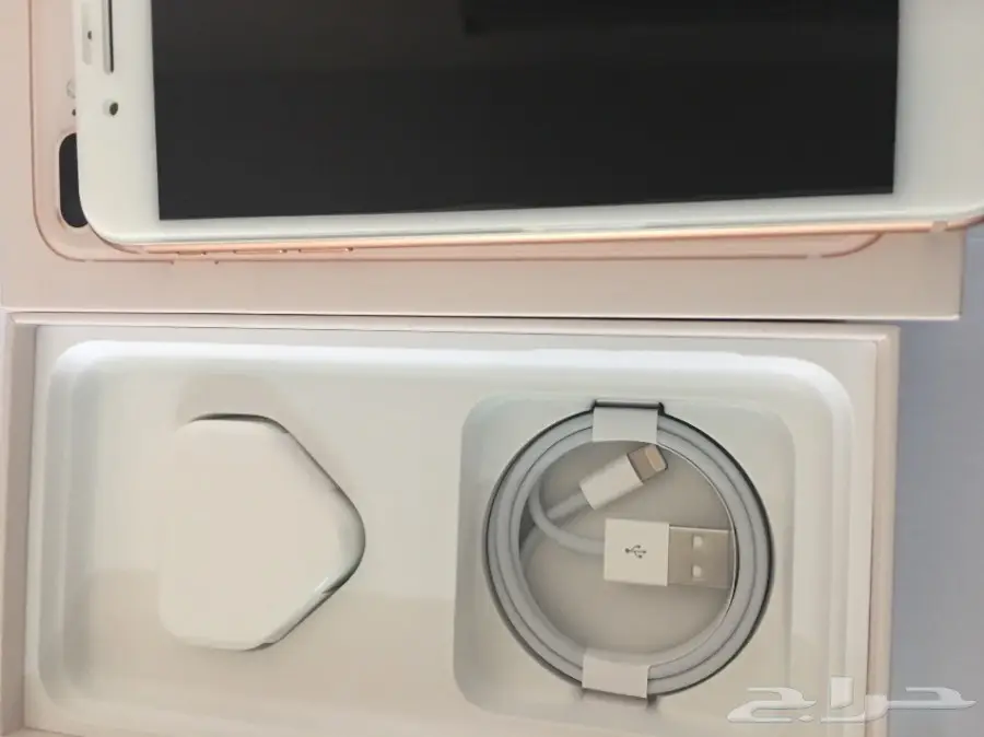 أيفون 8 بلس ذهبي  (image 5)