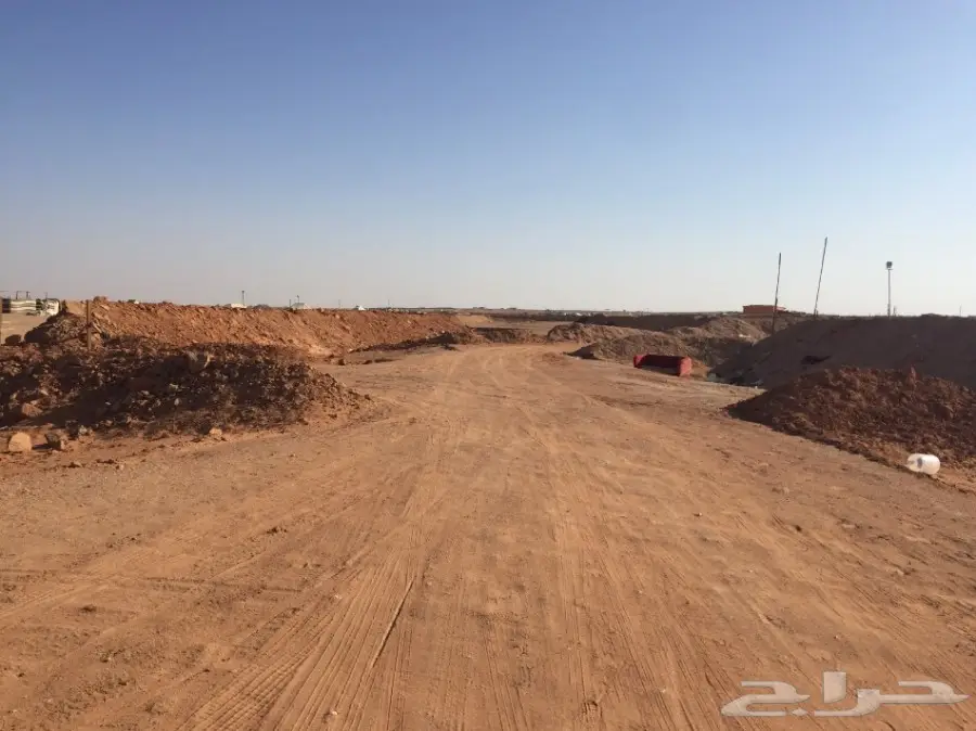 مخيم للبيع كامل موقع ممتاز بالعاذرية (image 35)