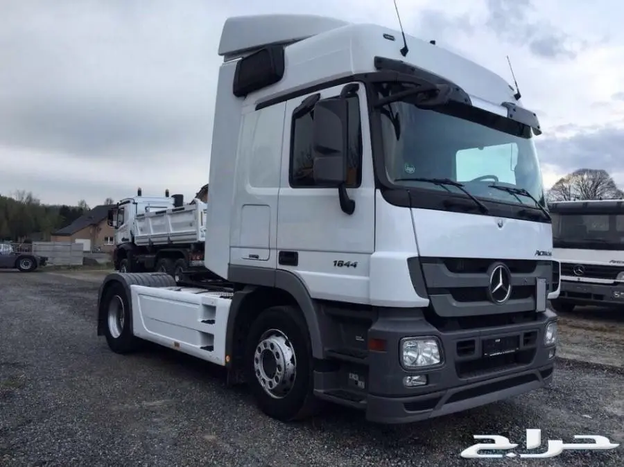 شاحنة راس مرسيدس أكتروس 1844 ميقا 2010 (image 1)