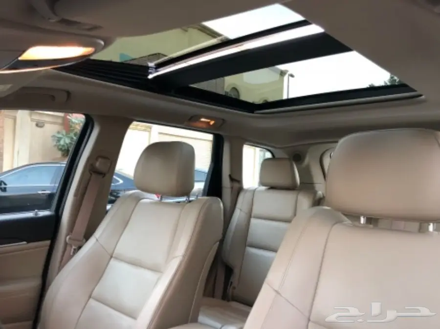 للبيع جيب قراند شروكي  2015 (image 6)