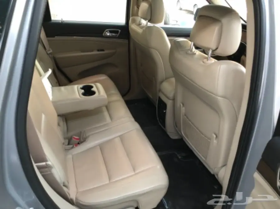 للبيع جيب قراند شروكي  2015 (image 10)