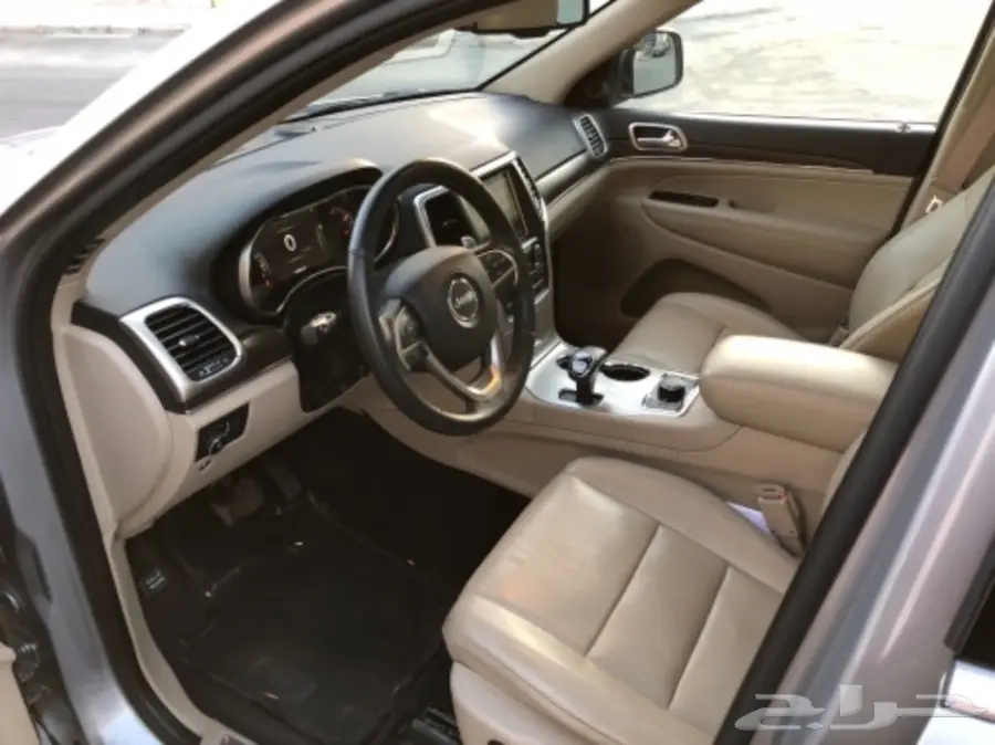 للبيع جيب قراند شروكي  2015 (image 12)