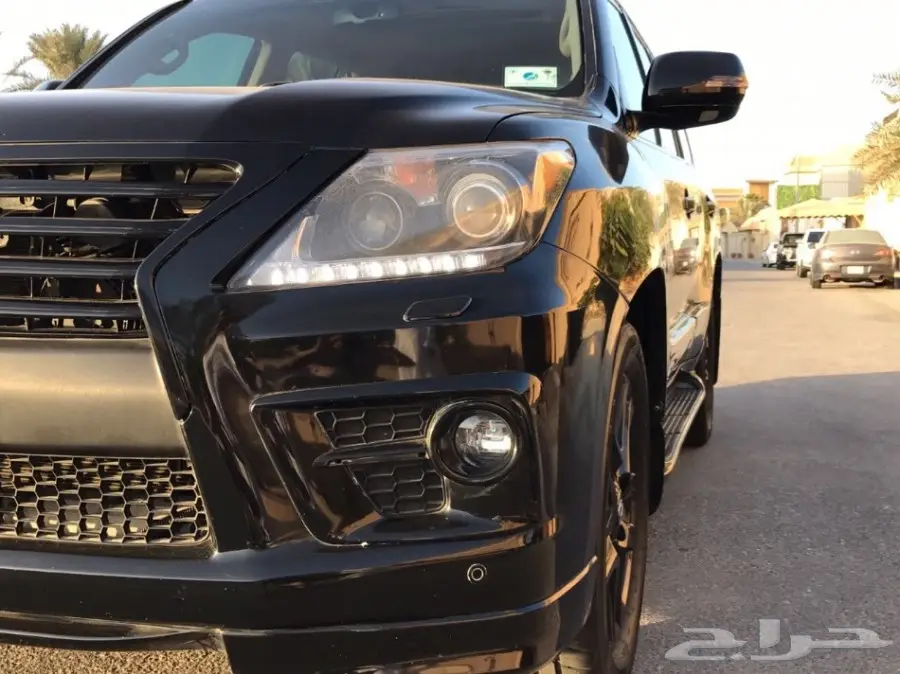 جيب لكزس LX570 2010 سعودي (image 11)