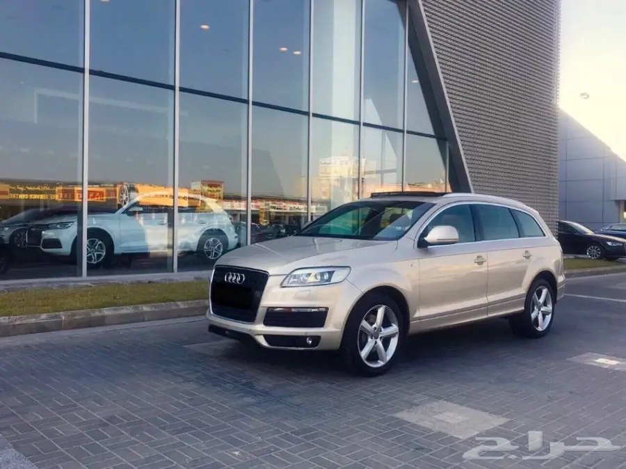 Audi q7 2007 V8