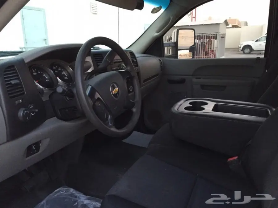 للبيع شفرلية سلفرادو 2011 ابيض HD2500 غماره (image 7)