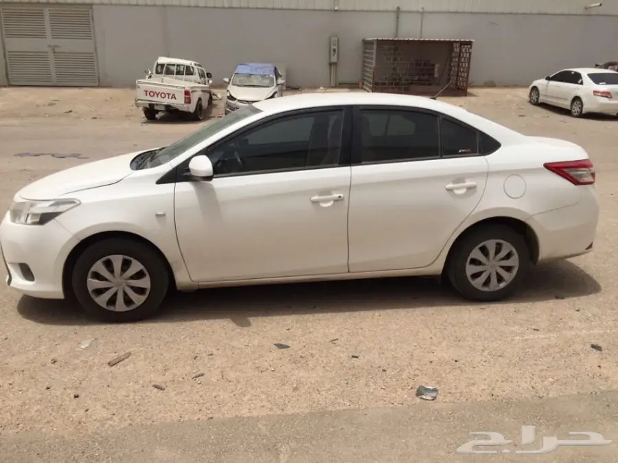 تويوتا يارس 2015 للبيع (image 1)