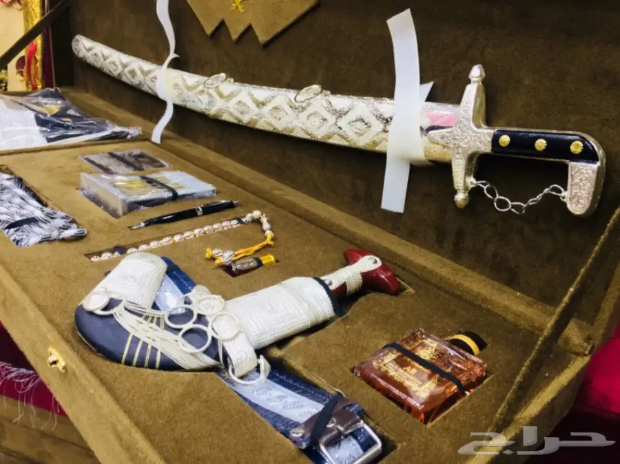 طقم هدية فاخر ويجمل بكل تفاصيله شاهد  (image 7)