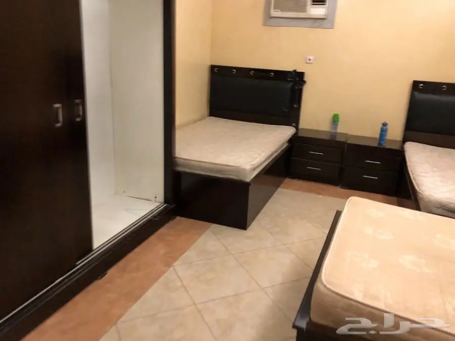 غرفة نوم ٣ أسِر - مستعملة بحالة ممتازة!