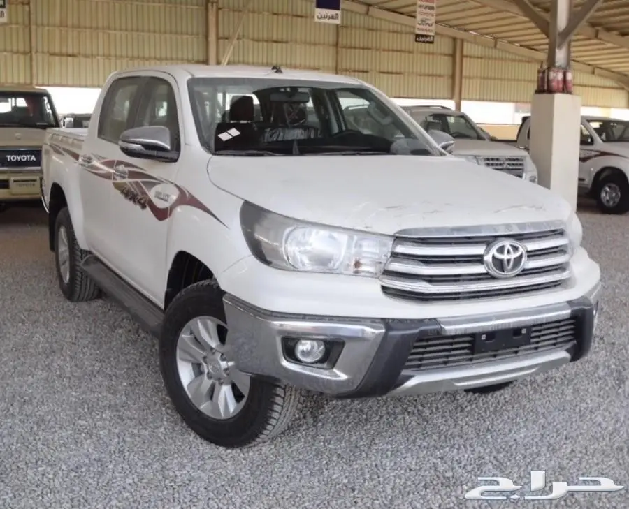 تويوتا هايلوكس 2017 دبل فل كامل (بريمي)  (image 1)