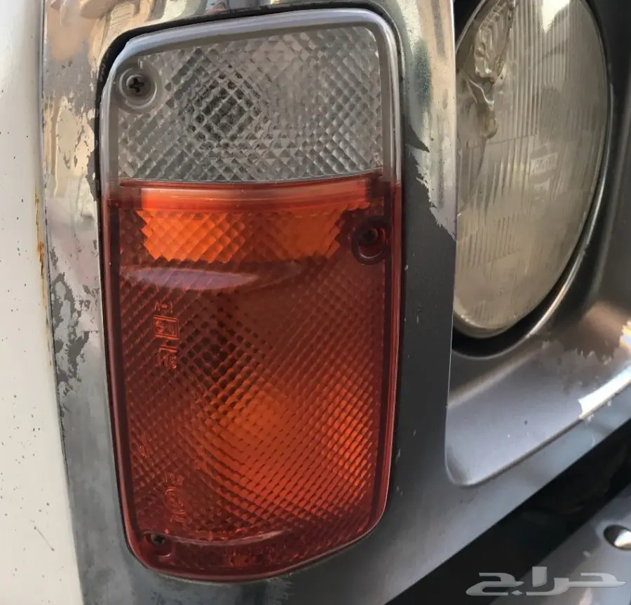 للبيع شبك باترول 91 اصلي واسطبات الاشاره طقم