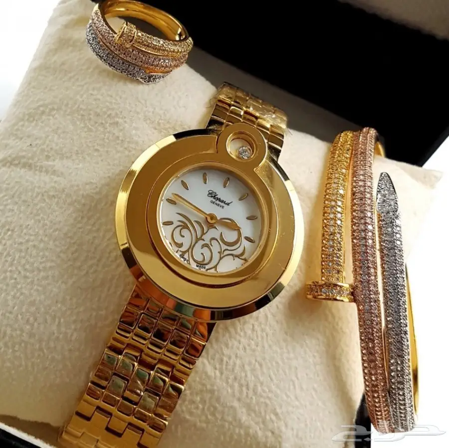 أطقم الماركات العالمية رجالي ونسائي 2018 (image 286)