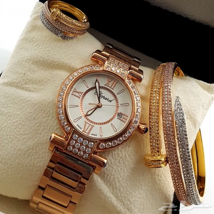 أطقم الماركات العالمية رجالي ونسائي 2018 (image 287)