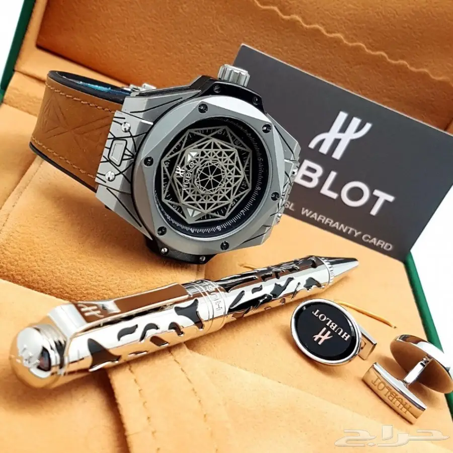 أطقم الماركات العالمية رجالي ونسائي 2018 (image 62)