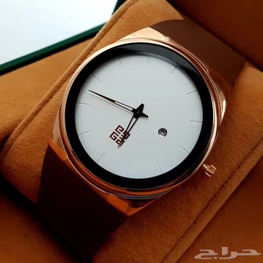 أطقم الماركات العالمية رجالي ونسائي 2018 (image 83)