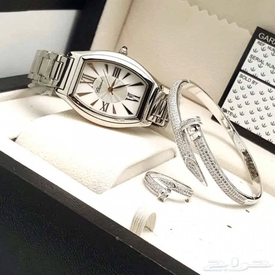 أطقم الماركات العالمية رجالي ونسائي 2018 (image 235)