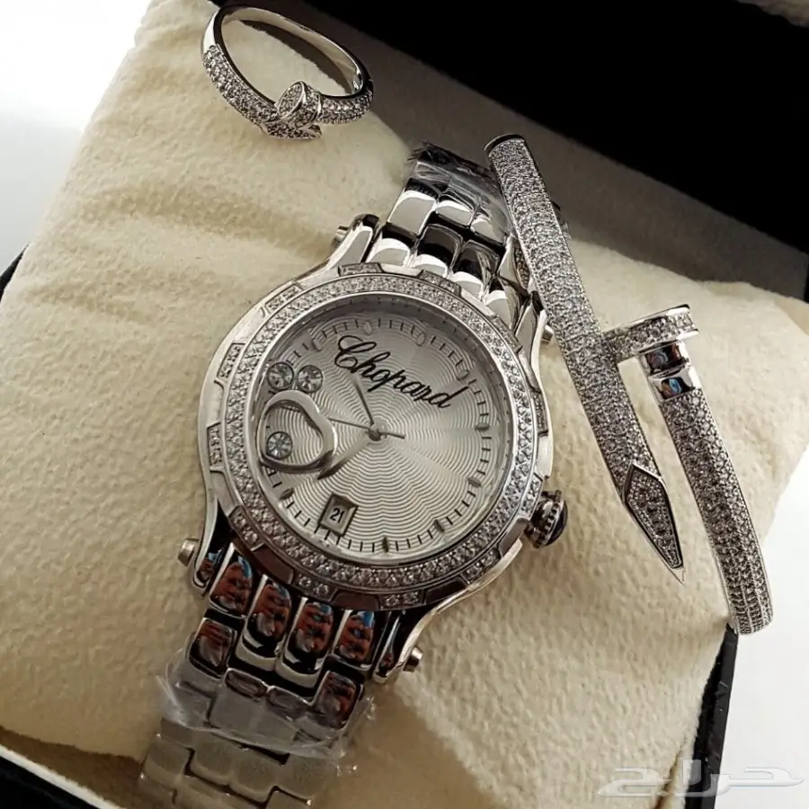 أطقم الماركات العالمية رجالي ونسائي 2018 (image 291)