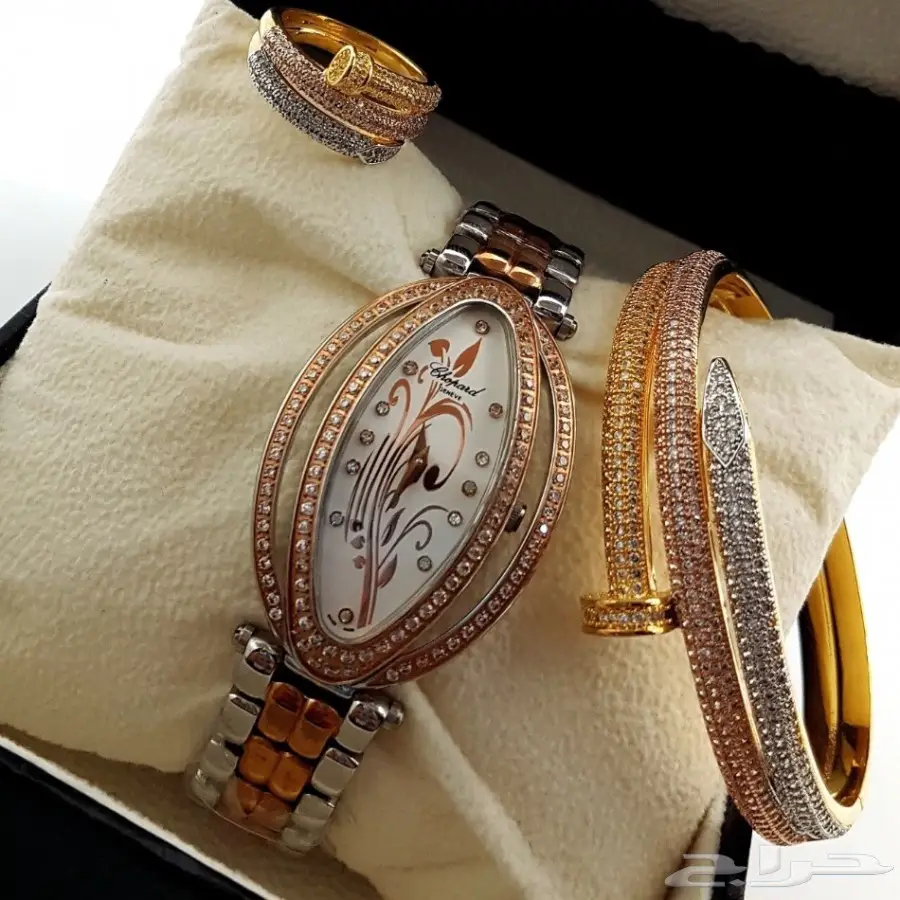 أطقم الماركات العالمية رجالي ونسائي 2018 (image 296)