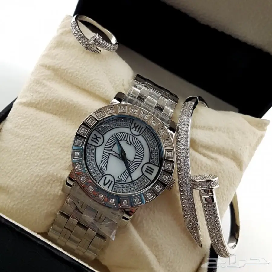 أطقم الماركات العالمية رجالي ونسائي 2018 (image 302)